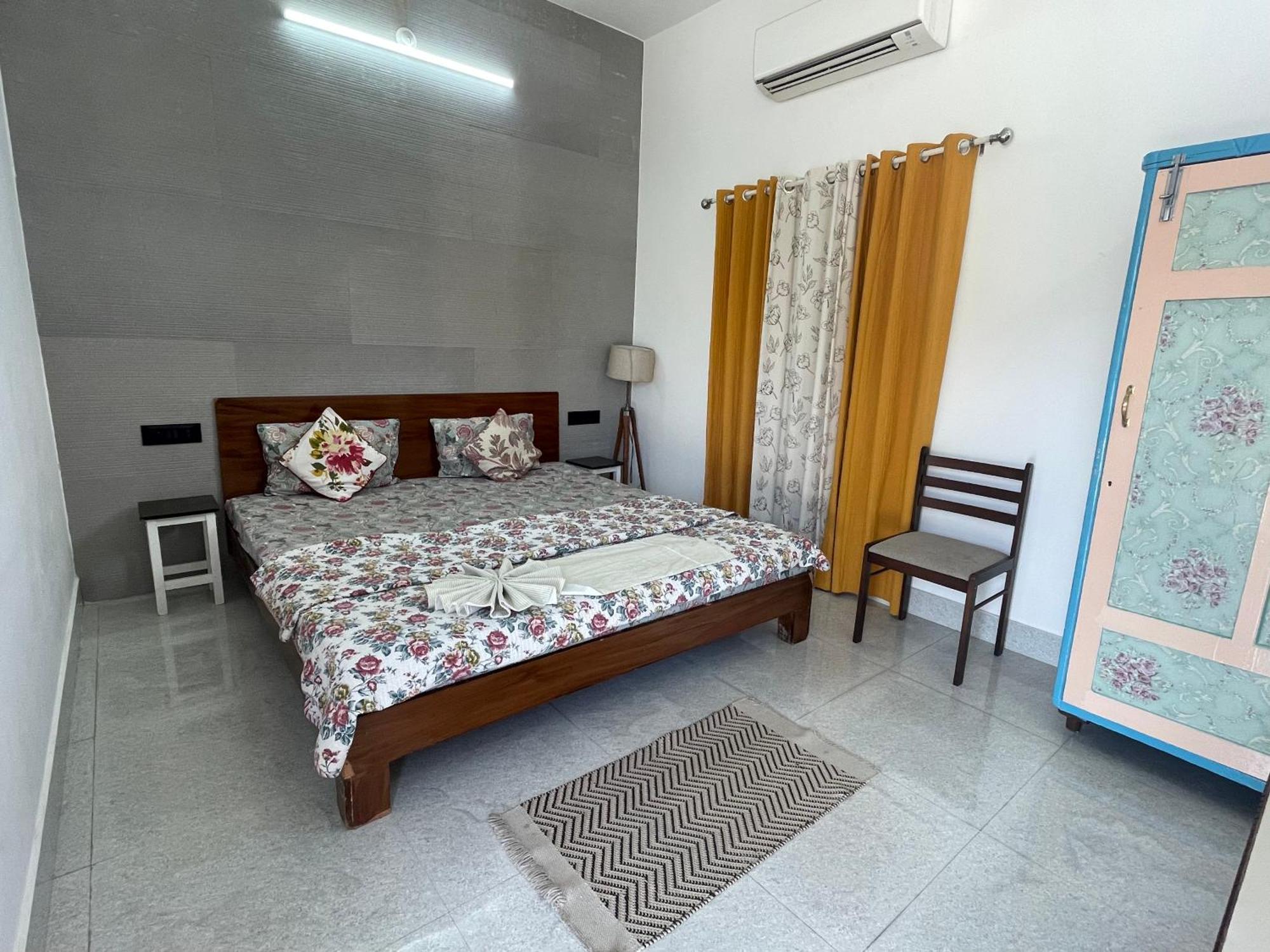 Atithya Apartment Удайпур Екстериор снимка