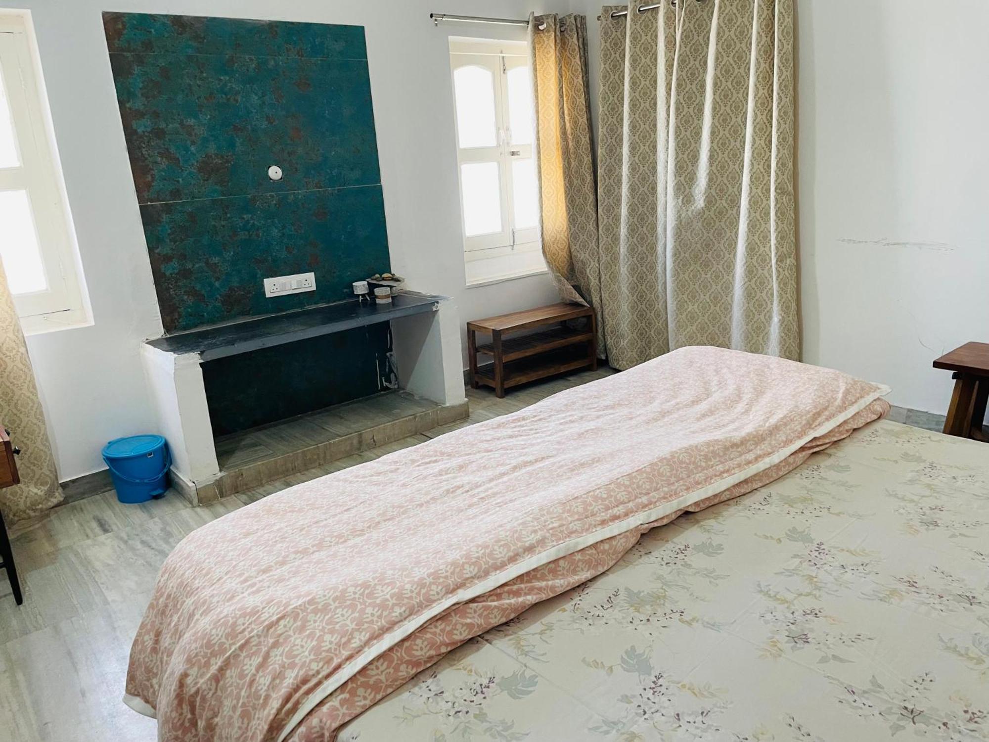 Atithya Apartment Удайпур Екстериор снимка